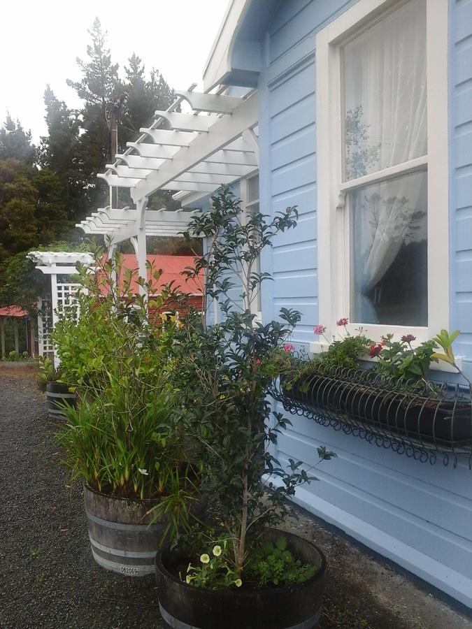 The Old Post Office Guesthouse B&B Paparoa Esterno foto